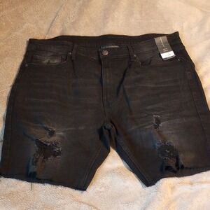 No Boundaries ladies size 40 NWT‎ Ripped Jean shorts